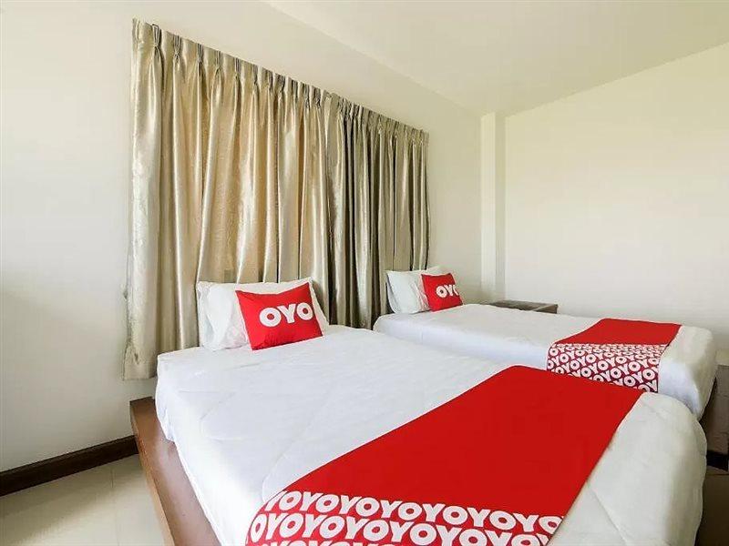 Oyo 350 Mae Saeng Place Si Racha Esterno foto