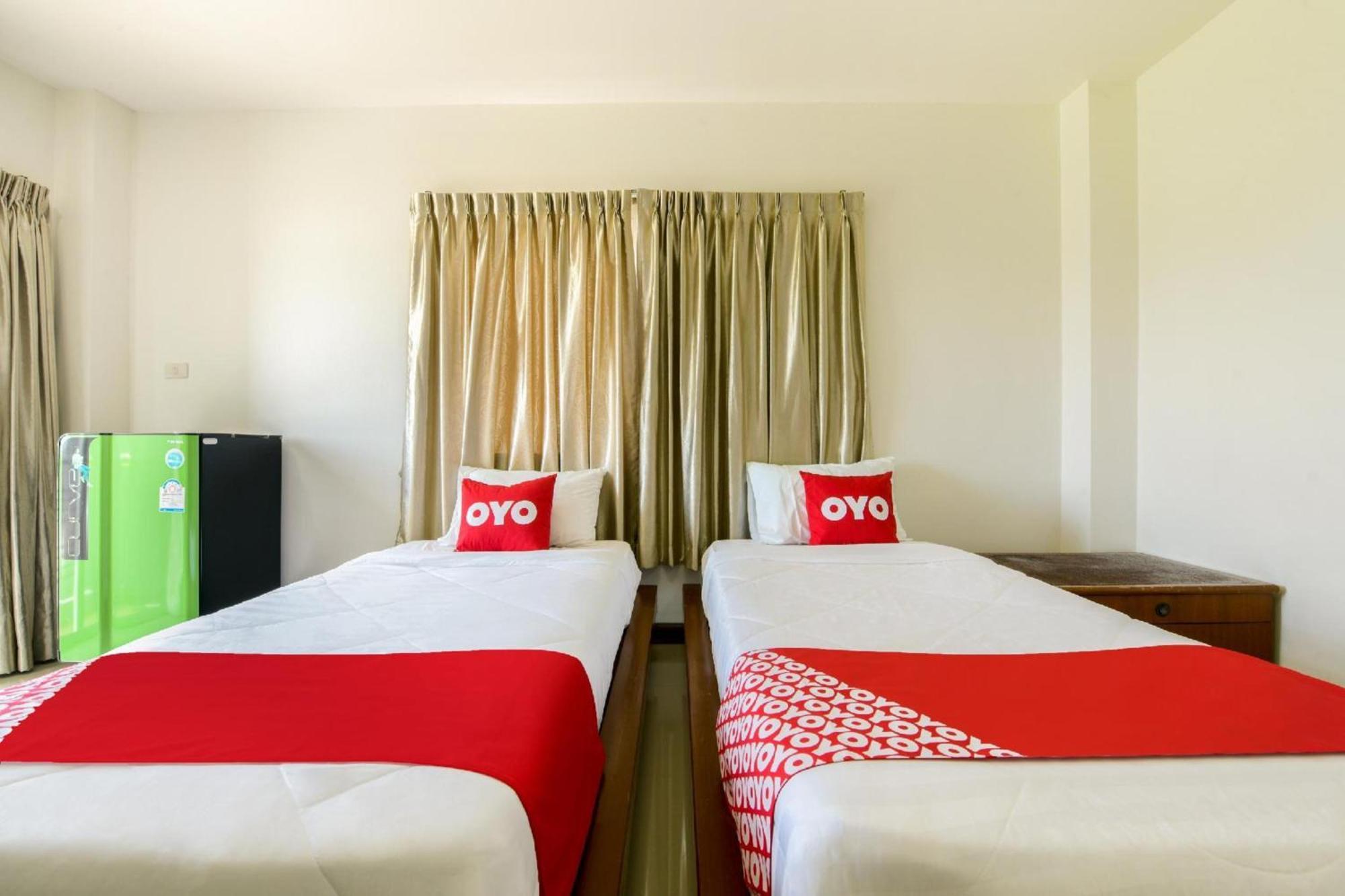 Oyo 350 Mae Saeng Place Si Racha Esterno foto