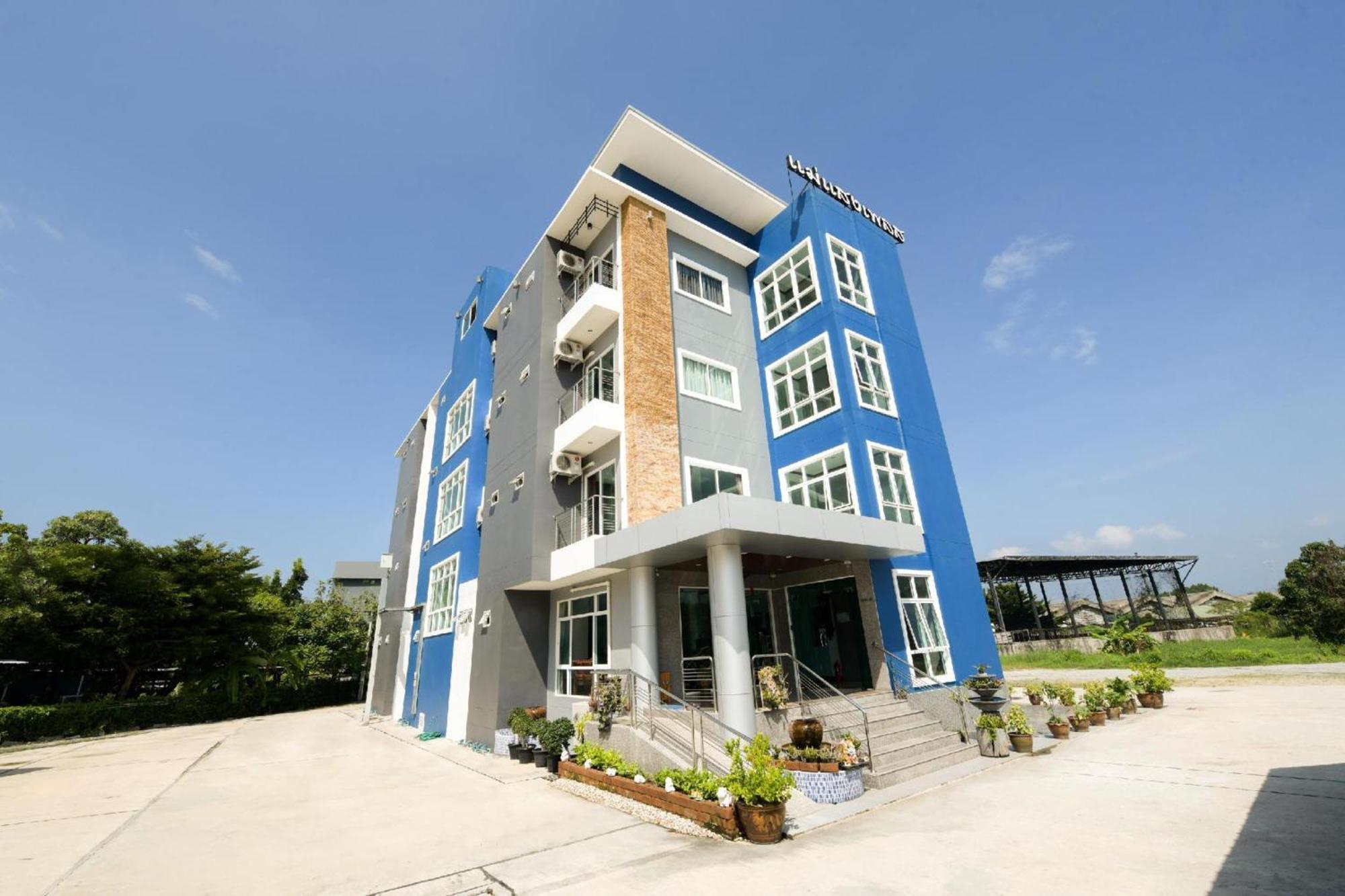 Oyo 350 Mae Saeng Place Si Racha Esterno foto