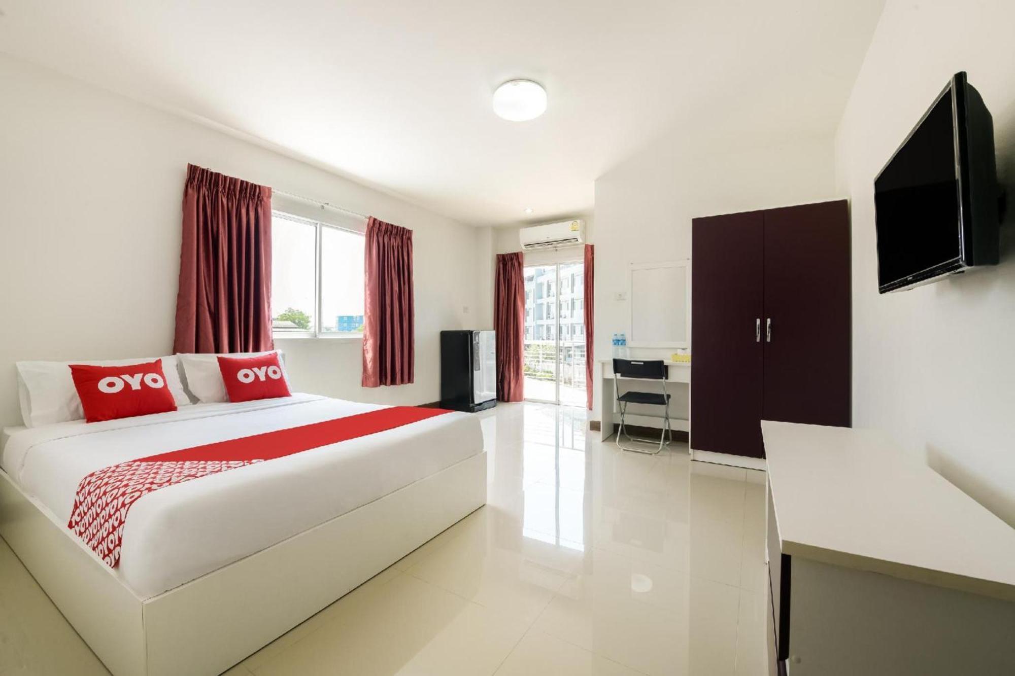 Oyo 350 Mae Saeng Place Si Racha Esterno foto